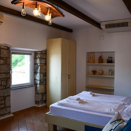 Razman Wine Rooms Gračišče Exteriér fotografie