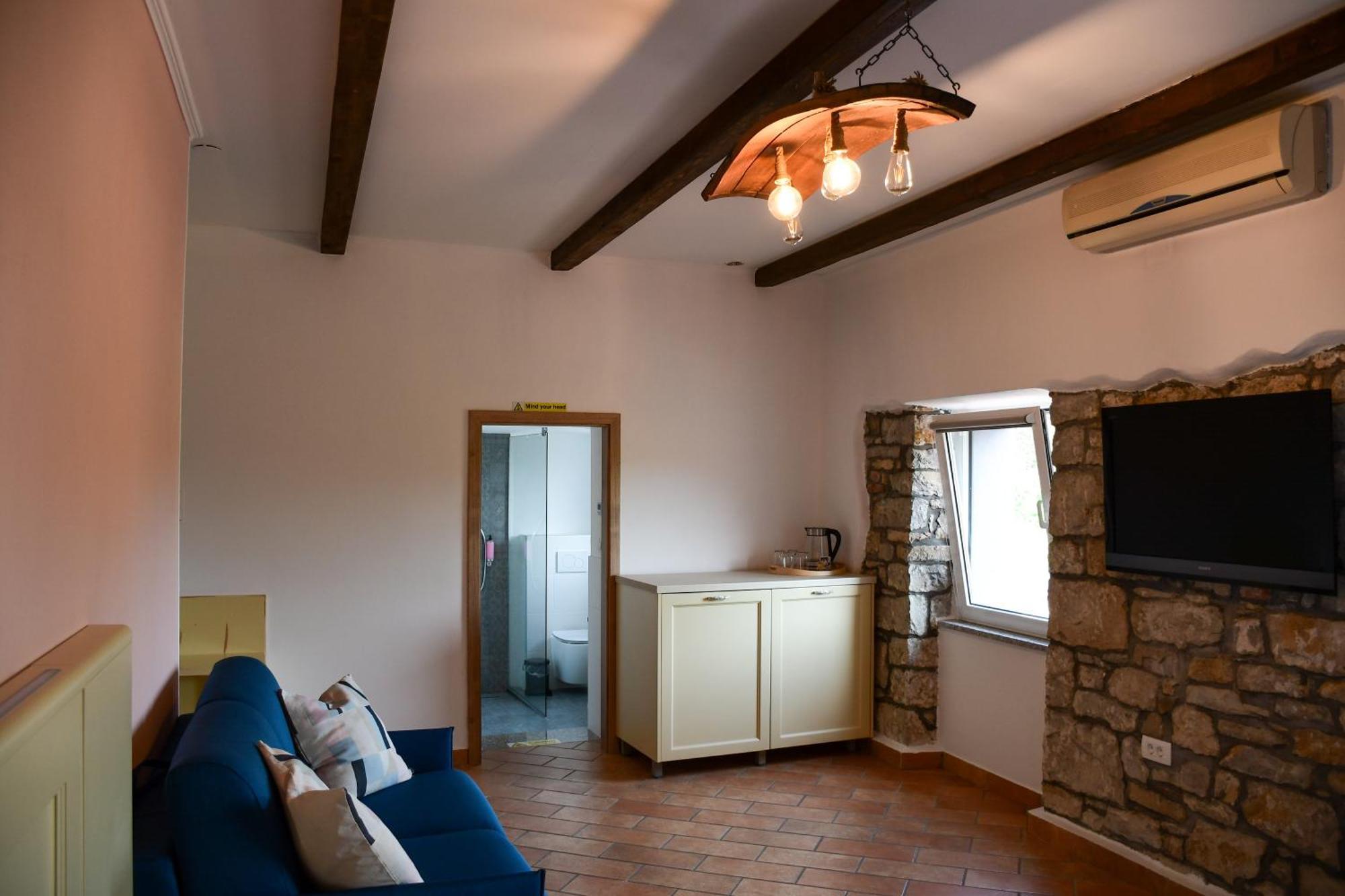 Razman Wine Rooms Gračišče Exteriér fotografie